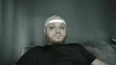 Snapshot of glusgan chatting on 10.16.25 Your boy online show from 10.16.25