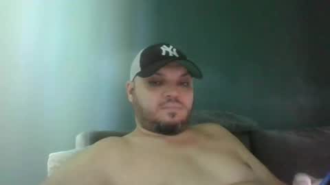 Snapshot of glusgan chatting on 10.29.25 Your boy online show from 10.29.25