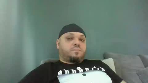 Snapshot of glusgan chatting on 11.03.25 Your boy online show from 11.03.25