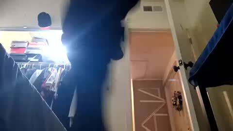 gnasty83 online show from 10.10.25