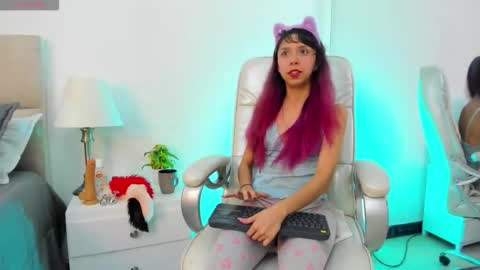 Snapshot of goddess__lilith_ chatting on 01.07.26 Lilith online show from 01.07.26