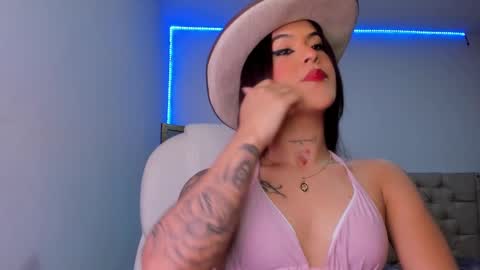 Ariluz online show from 12.16.24