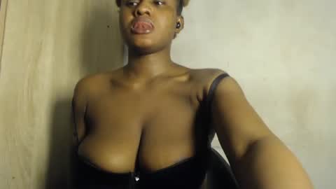 Snapshot of goddess_mellissa chatting on 07.12.26 mellissa online show from 07.12.26