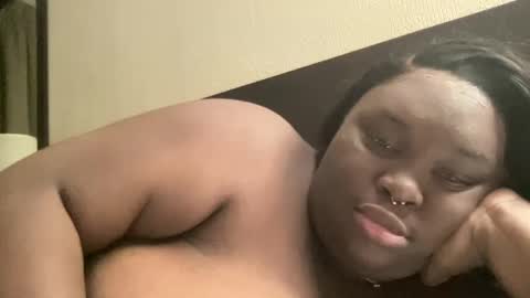 Madame Jackie online show from 09.29.25