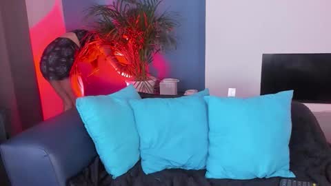 Julieta online show from 09.19.25