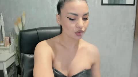 Mistress online show from 02.08.25