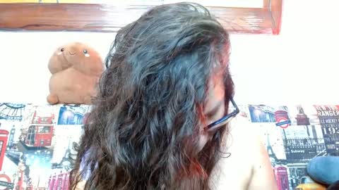  Naih Reyes online show from 09.25.25