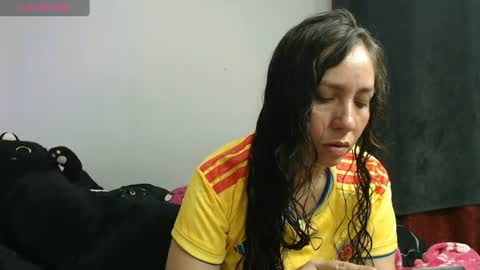  Naih Reyes online show from 07.04.26