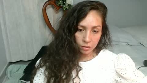  Naih Reyes online show from 07.07.26
