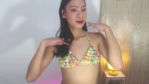 Snapshot of goddessnianxx chatting on 09.24.25 Kyla and Nian online show from 09.24.25