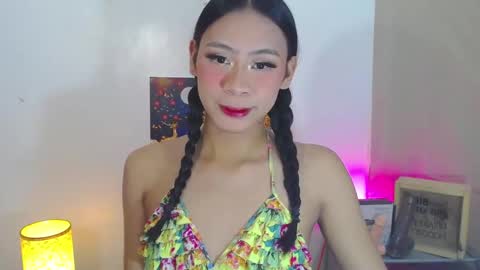 Snapshot of goddessnianxx chatting on 11.24.25 Kyla and Nian online show from 11.24.25