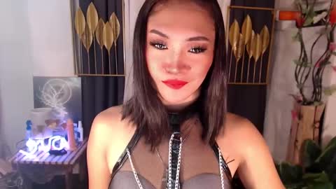Snapshot of goddessquinnie chatting on 12.29.24 quinnie online show from 12.29.24