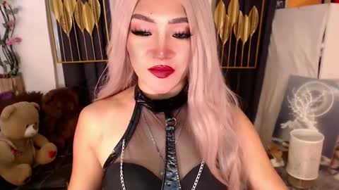 Snapshot of goddessquinnie chatting on 03.07.25 quinnie online show from 03.07.25