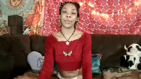 Snapshot of godispleasure chatting on 09.26.25 goddess of pleasure online show from 09.26.25