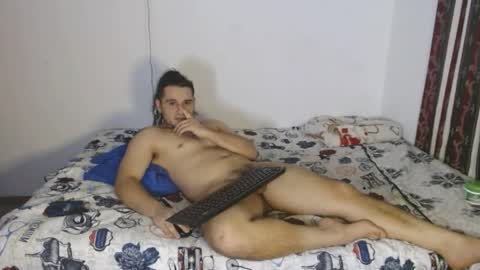 Snapshot of gold_shooter chatting on 04.25.26 gold_shooter online show from 04.25.26