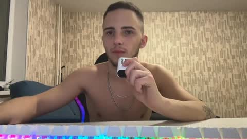 Golden boyyy21 online show from 02.02.25