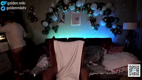 Shy in the streets but a freak in the sheets online show from 01.05.25