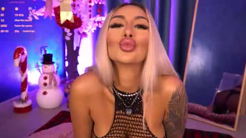 GoldenAmberX online show from 12.19.25