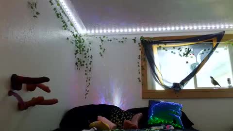 Snapshot of goldendelicious577600 chatting on 05.07.26 XxPretentious PeachxX online show from 05.07.26