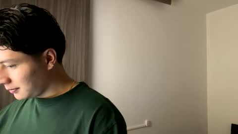 goldenknight33 online show from 09.18.25