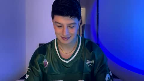 goldenknight33 online show from 11.22.25