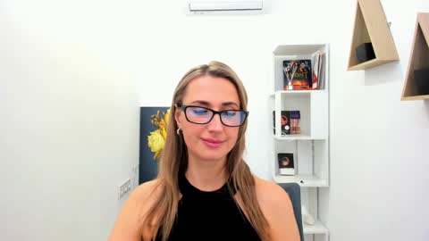 Olivia online show from 01.27.25