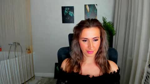 Olivia online show from 11.21.25