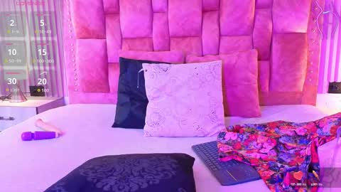 goldilockss15 online show from 10.06.25