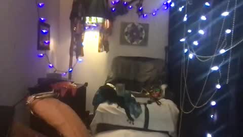goldynsilvyrempress online show from 05.23.26