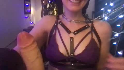 goldynsilvyrempress online show from 05.25.26