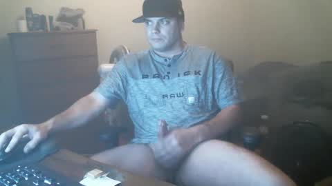 Snapshot of goleafzgo chatting on 01.06.25 goleafzgo online show from 01.06.25