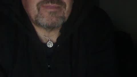 Snapshot of gomezzandthing chatting on 11.07.25 Gomez Addams online show from 11.07.25