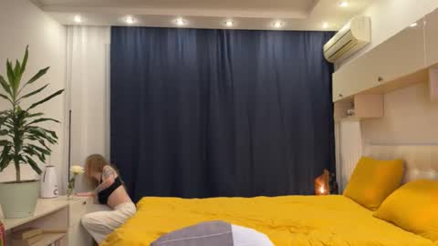 Polly online show from 02.28.26