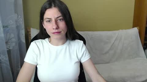 Snapshot of good__night chatting on 06.03.26 Elizabeth Effie online show from 06.03.26