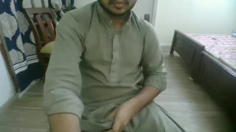 Snapshot of goodfucker3252 chatting on 12.30.24 Arab Pronstar online show from 12.30.24