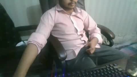 Snapshot of goodfucker3252 chatting on 02.15.25 Arab Pronstar online show from 02.15.25