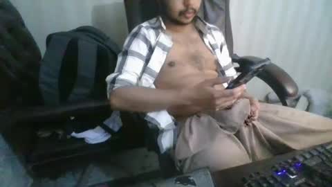 Snapshot of goodfucker3252 chatting on 02.26.25 Arab Pronstar online show from 02.26.25