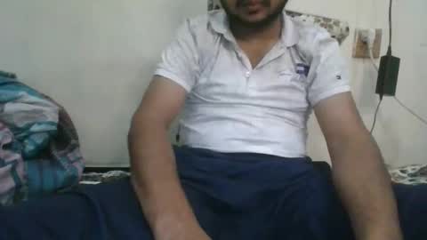 Snapshot of goodfucker3252 chatting on 12.15.25 Arab Pronstar online show from 12.15.25