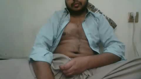 Snapshot of goodfucker3252 chatting on 01.11.26 Arab Pronstar online show from 01.11.26