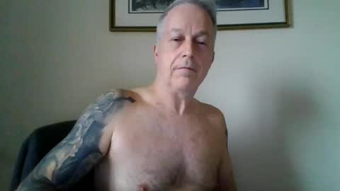 Snapshot of goodgriefnotagain chatting on 11.09.25 Goodgriefnotagain online show from 11.09.25