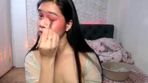 Snapshot of gorgeneviev69 chatting on 12.07.24 geneviev online show from 12.07.24