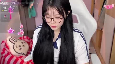 Snapshot of gorgeous_girl33 chatting on 12.13.24 gorgeous girl33 online show from 12.13.24