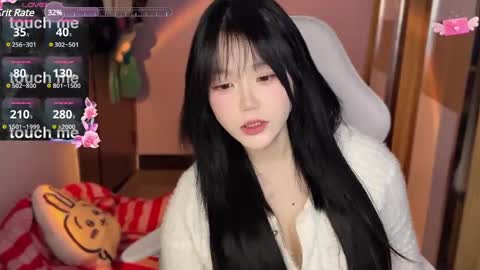 Snapshot of gorgeous_girl33 chatting on 12.21.24 gorgeous girl33 online show from 12.21.24