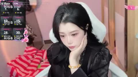 Snapshot of gorgeous_girl33 chatting on 03.08.25 gorgeous girl33 online show from 03.08.25