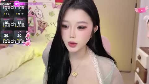 Snapshot of gorgeous_girl33 chatting on 09.28.25 gorgeous girl33 online show from 09.28.25