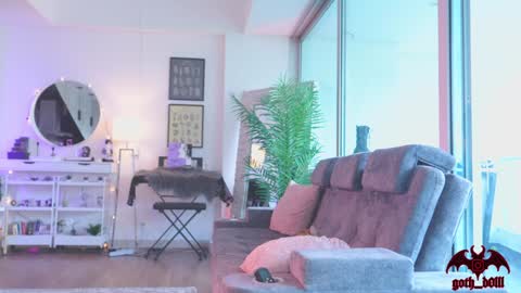 sophie  Special celebration a the beach 300k followers 3011 and 0112   online show from 11.06.25