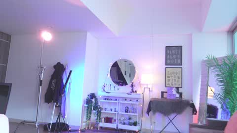 sophie  Special celebration a the beach 300k followers 3011 and 0112   online show from 12.20.25