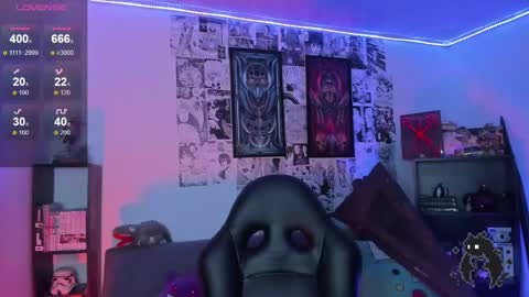 Snapshot of goth_stein chatting on 09.10.25 Engel Please help me to reach 50 thumbs up online show from 09.10.25