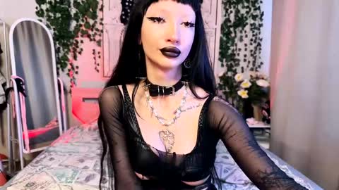 Snapshot of gothdesss chatting on 03.11.25 online show from 03.11.25