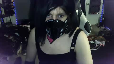 Victoriana online show from 01.14.25